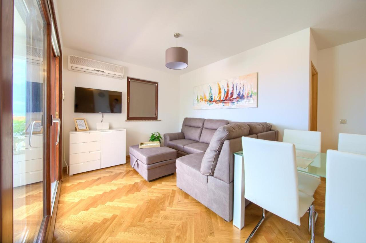 Apartment Jadran Малинска Экстерьер фото